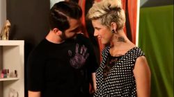 Cambio radical. Descubrimos a la bella Lina Hells usando un increible cambio de imagen… 100×100 follable!!!