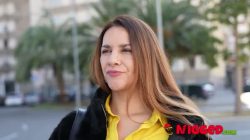 Indira Moon MILF recién divorciada primer polvo interracial salvaje