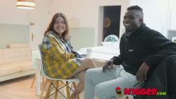 Vuelve Nessa Cruz, la vecinita guarrilla gordita, tatuada y complaciente. Kiss se pira despues de lefarla y deja al colega taladrandola